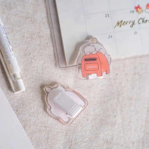 shō Little Happiness Acrylic Clip - Mail Day