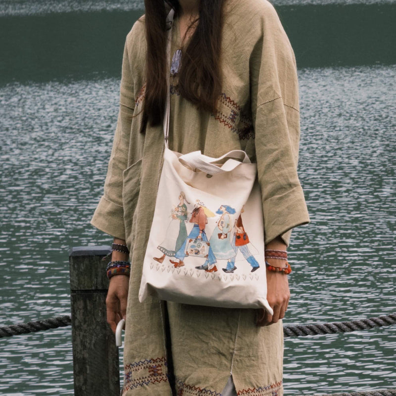 LDV Two-Ways Canvas Bag: We move forward happily