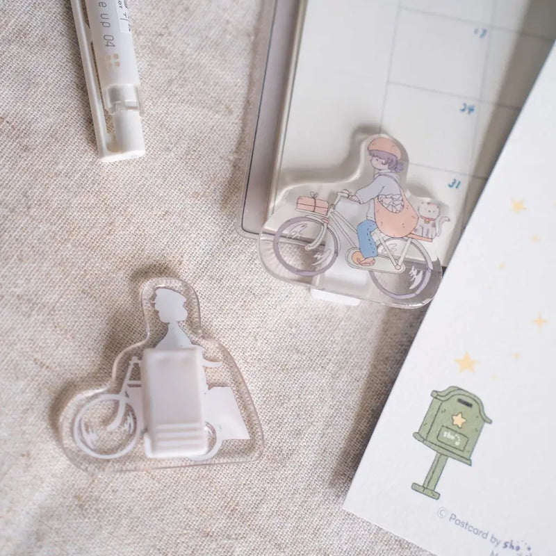 shō Little Happiness Acrylic Clip - Mail Day