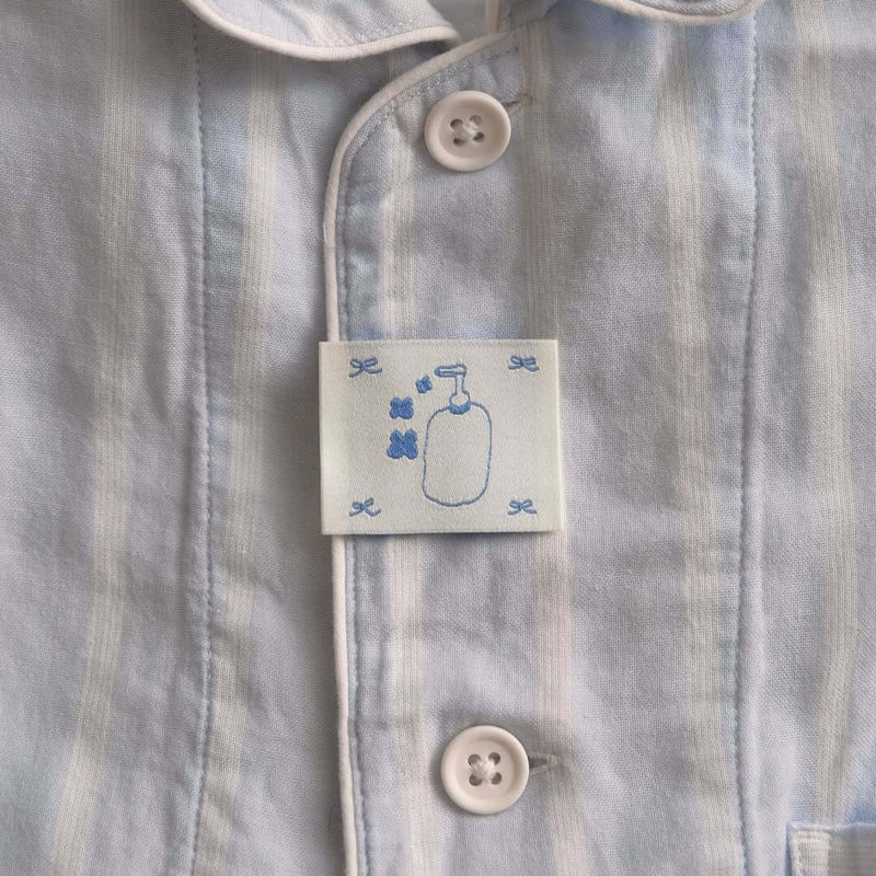 bighands Woven Label - Rainy Days