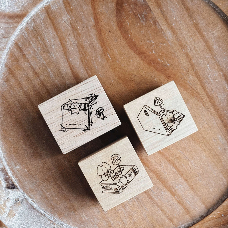 som x mewmewbeam Rubber Stamp: at my desk
