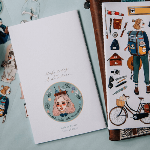 La Dolce Vita 10th Anniversary Notebook: Bon Voyage