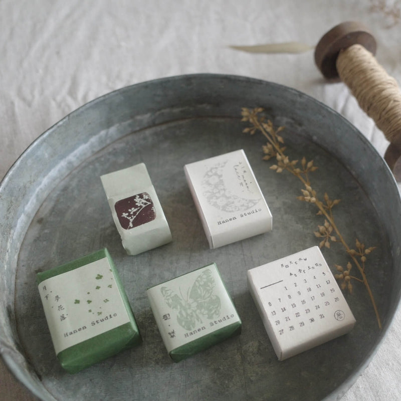 Hanen Studio Rubber Stamp - Lace Moon