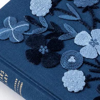 Midori 5 Years Diary Book - Embroidery Flower / Navy