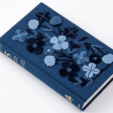 Midori 5 Years Diary Book - Embroidery Flower / Navy